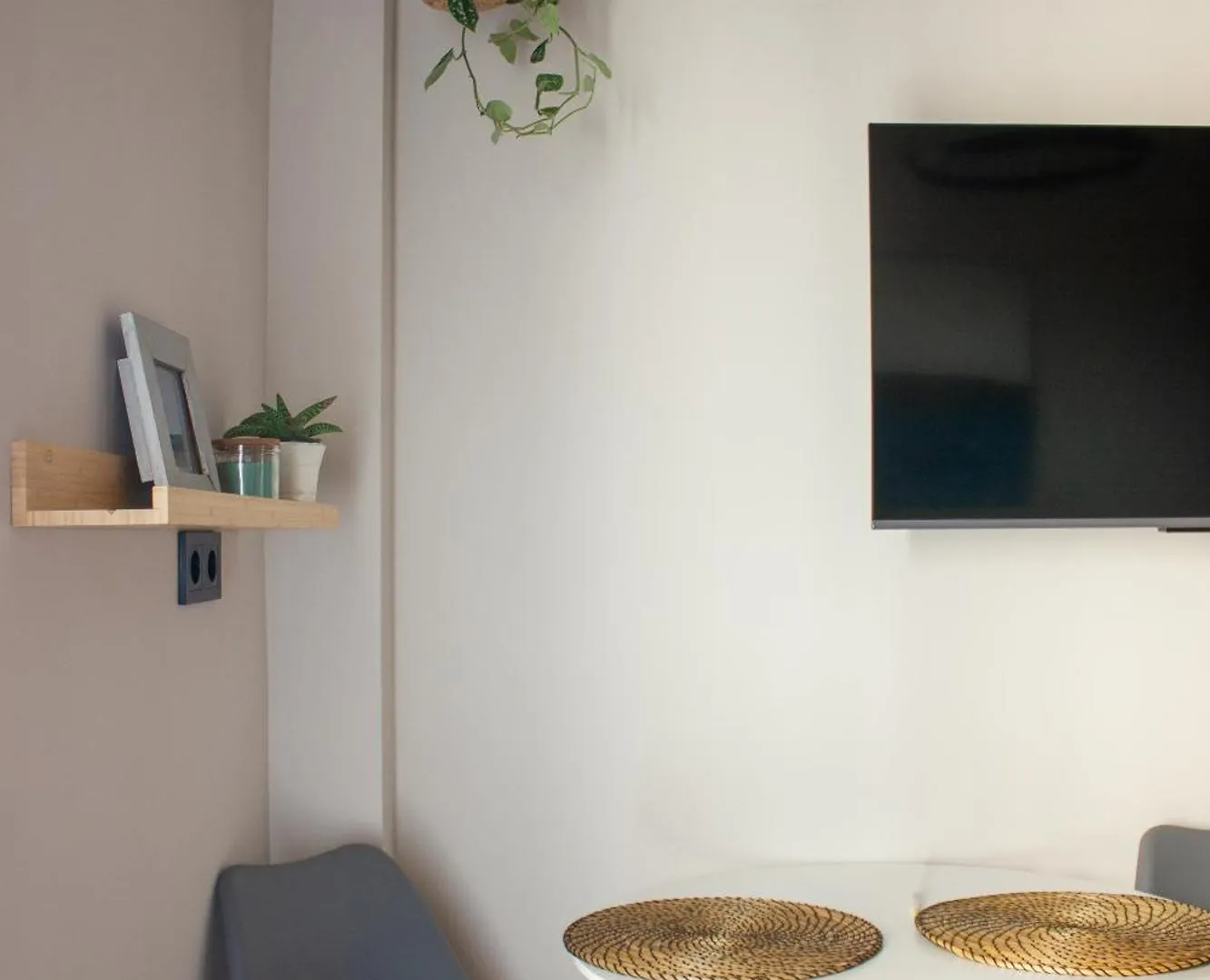 Homevision Modern Central Condo テッサロニキ